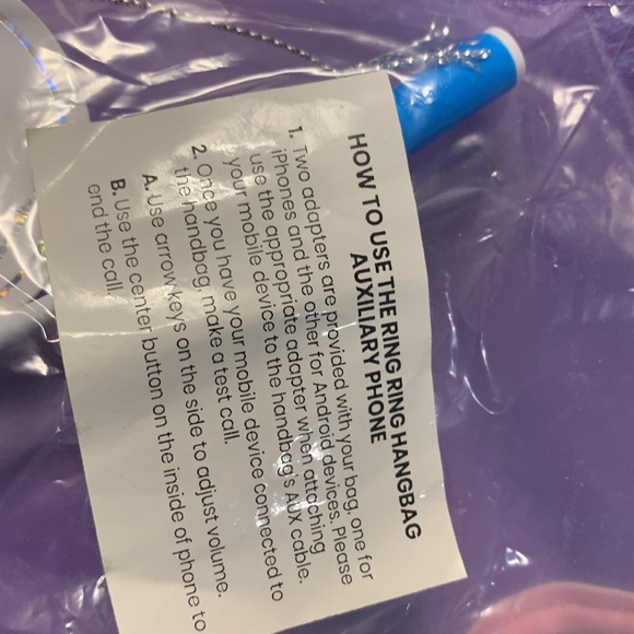 Retro Functional Telephone Purse - Picture 13 of 16